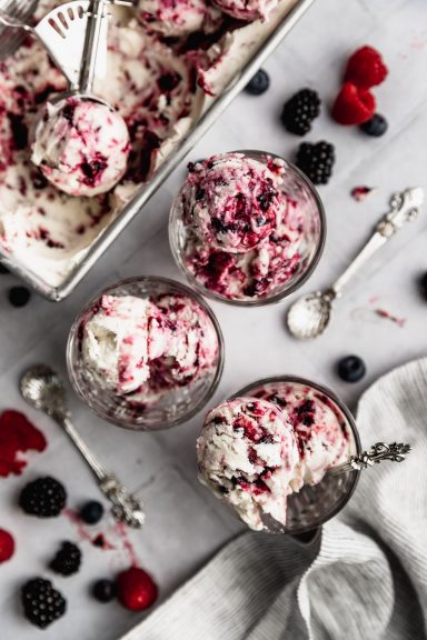 BOLA 2.00€ Helado de Frutos del bosque